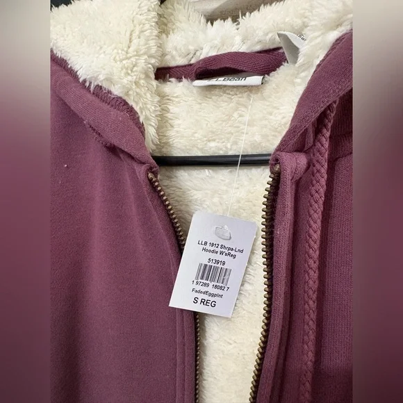 Women’s L.L. Bean Sherpa lined hoodie small - Picture 2 of 3